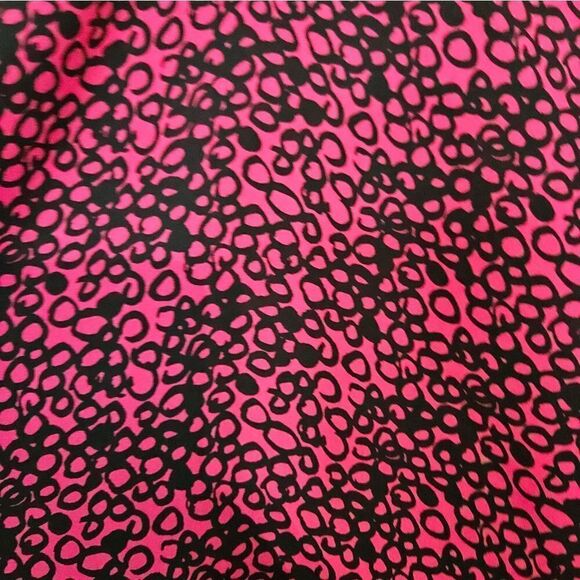 #242 Apt 9-  Pink n Black Circle Design Camisole Size: 3X - Picture 6 of 6